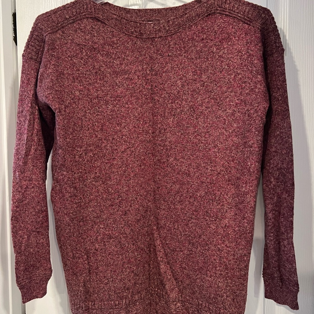 Old Navy Women's Burgundy Crew Neck Sweater